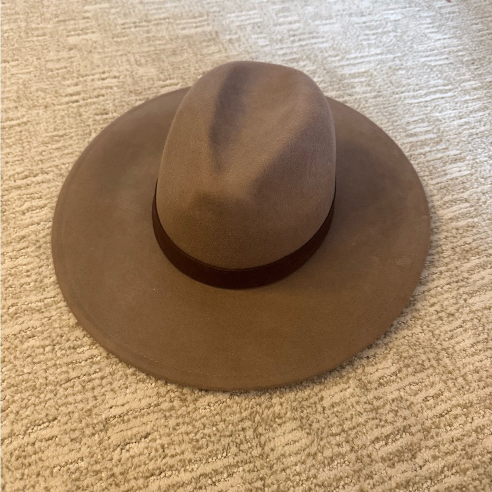 Stylish Brown Wide-Brim Hat